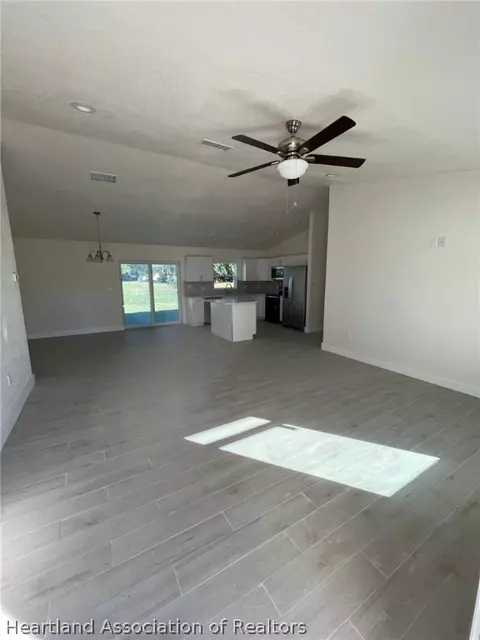 417 Cherry Tree Dr, Sebring, FL 33876 photo 13
