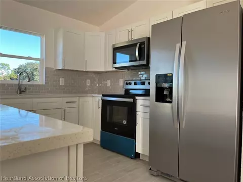 417 Cherry Tree Dr, Sebring, FL 33876 photo 15