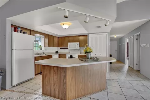 4032 Dunn Ave, Sebring, FL 33875 photo 6