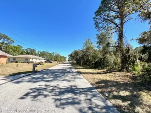 3211 Bristol St, Sebring, FL 33872 photo 3