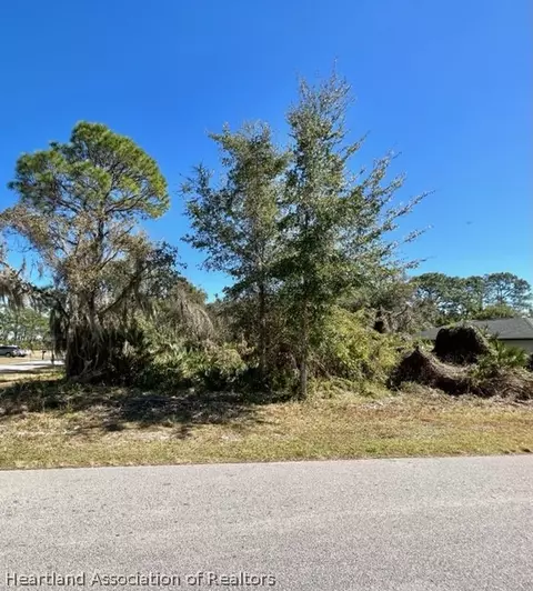 3211 Bristol St, Sebring, FL 33872 photo 1