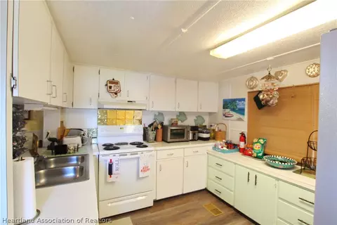 1215 7th St, Okeechobee, FL 34974 photo 8
