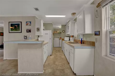 3232 Illinois Ave, Sebring, FL 33870 photo 8