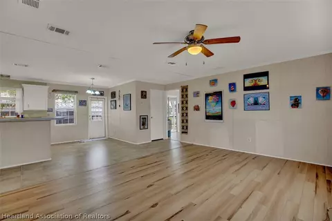3232 Illinois Ave, Sebring, FL 33870 photo 3