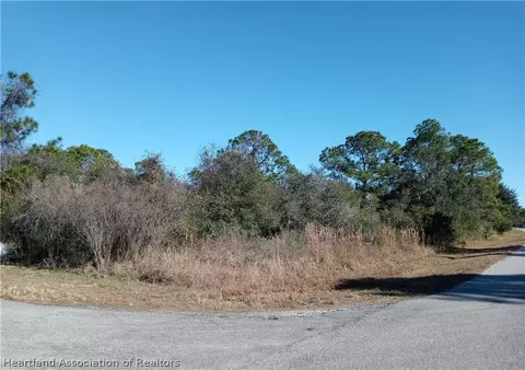 7013 San Bruno Dr, Sebring, FL 33872 photo 4