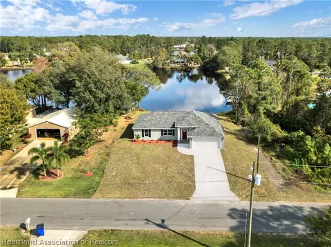 1802 Marigold Ave, Sebring, FL 33875 photo 1