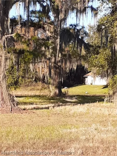 5961 Thunder Rd, Sebring, FL 33876 photo 2