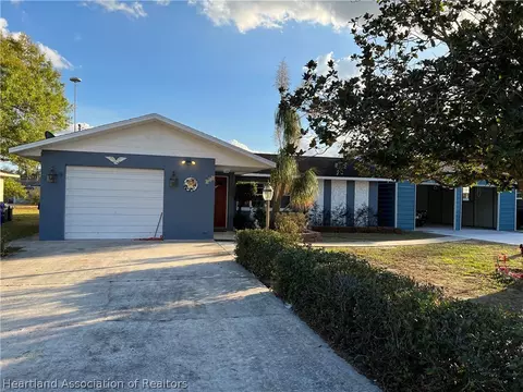 314 Sparrow Ave, Sebring, FL 33870 photo 1