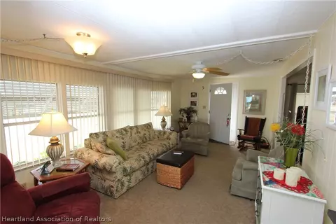 1542 Caribbean Rd, Sebring, FL 33870 photo 2