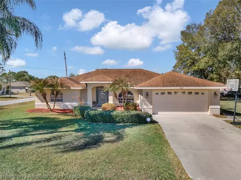 3425 Mockingbird Dr, Sebring, FL 33875 photo 1