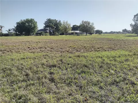 501 Meadow Land Rd, Sebring, FL 33876 photo 2