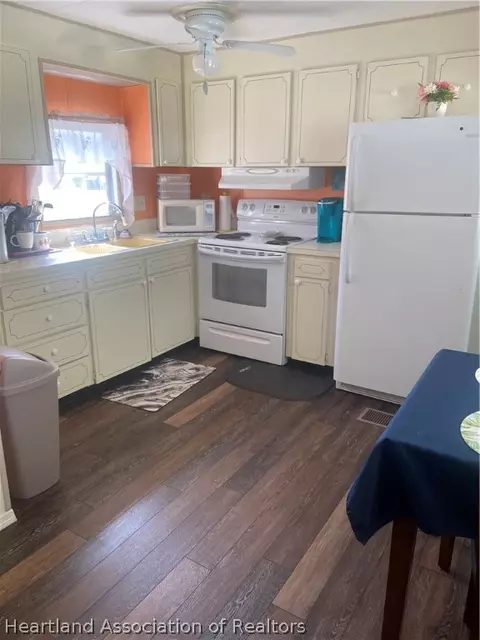 2907 Roger St, Sebring, FL 33872 photo 5