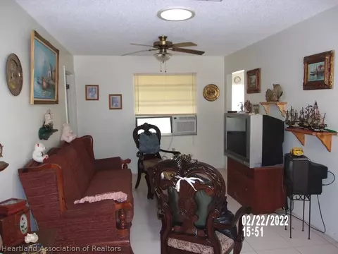3824 Ramiro St, Sebring, FL 33872 photo 3