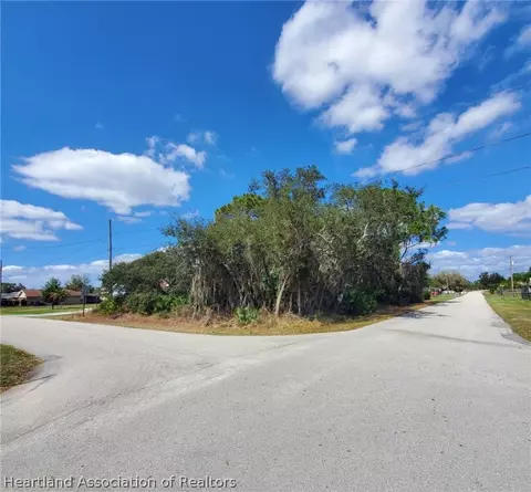 4500 Whiting Dr, Sebring, FL 33870 photo 1