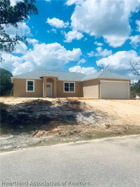 705 Lola Dr, Sebring, FL 33872 photo 1