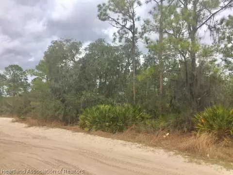 6517 Balsam Pl, Sebring, FL 33875 photo 2