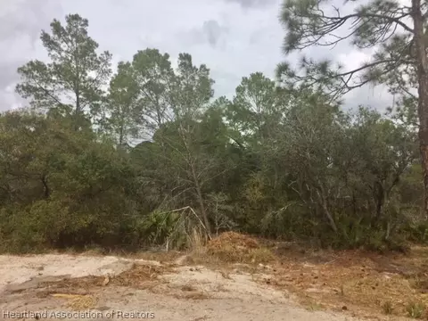 6517 Balsam Pl, Sebring, FL 33875 photo 3