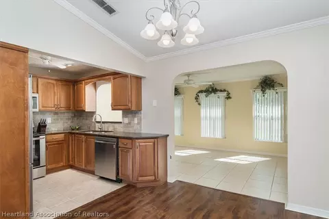 4220 Vantage Cir, Sebring, FL 33872 photo 9