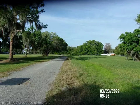 6017 Cypress Ter, Sebring, FL 33876 photo 4
