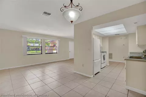 4120 Capri St, Sebring, FL 33872 photo 5