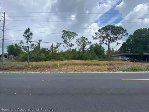 3616 Golfview Rd, Sebring, FL 33875 photo 9