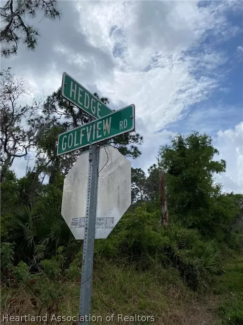 3616 Golfview Rd, Sebring, FL 33875 photo 2