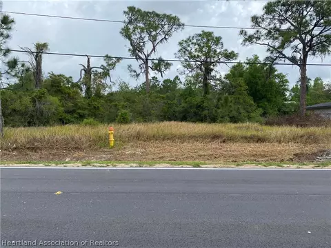 3616 Golfview Rd, Sebring, FL 33875 photo 1