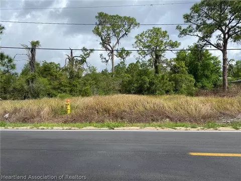 3616 Golfview Rd, Sebring, FL 33875 photo 4