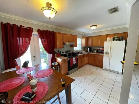 1328 Sunset Dr, Sebring, FL 33870 photo 8
