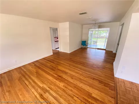 237 Micco Ave, Sebring, FL 33870 photo 2