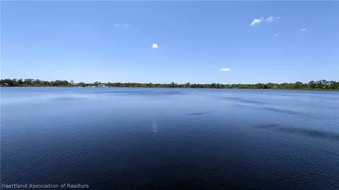 4038 Camp Shore Dr, Sebring, FL 33875 photo 2