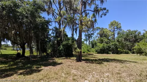 4038 Camp Shore Dr, Sebring, FL 33875 photo 10
