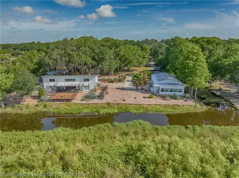 137 Morris Dr, Sebring, FL 33876 photo 2