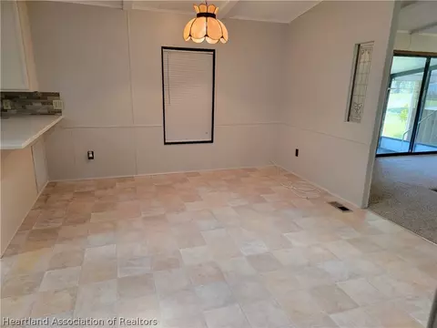115 Sunbird Pl, Sebring, FL 33872 photo 10