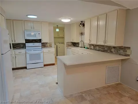 115 Sunbird Pl, Sebring, FL 33872 photo 7