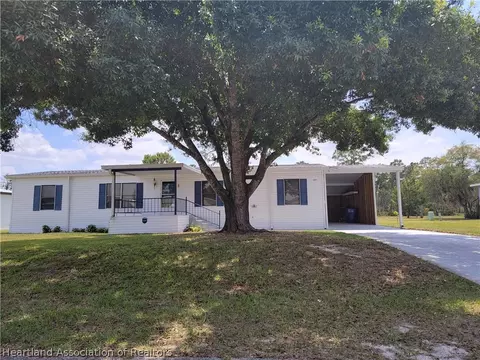 115 Sunbird Pl, Sebring, FL 33872 photo 2