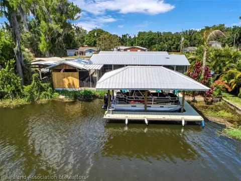 235 Squirrel Pt, Lorida, FL 33857 photo 6