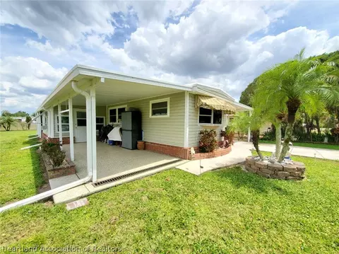 1316 Wightman Ave, Sebring, FL 33870 photo 3