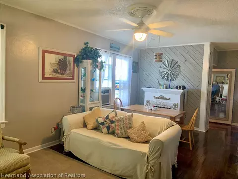 446 Poinsettia Ave, Sebring, FL 33870 photo 9