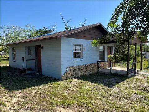 906 Eo Douglas Ave, Sebring, FL 33870 photo 4