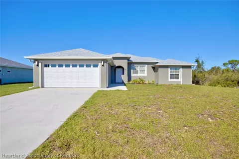 81 Tobler Blvd, Lake Placid, FL 33852
