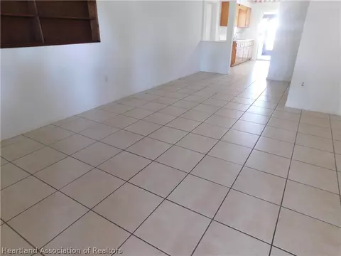 112 Pinehurst Rd, Sebring, FL 33870 photo 2