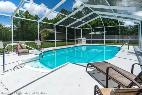 301 Jay Ave, Sebring, FL 33870 photo 13