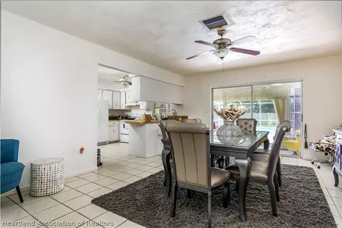 301 Jay Ave, Sebring, FL 33870 photo 3