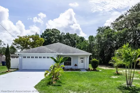 2032 Avalon Rd, Sebring, FL 33870 photo 1