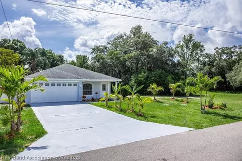2032 Avalon Rd, Sebring, FL 33870 photo 2