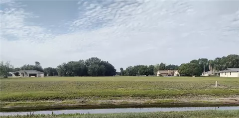 8225 Pine Glen Rd, Sebring, FL 33876 photo 5