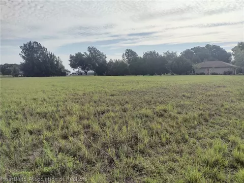 8225 Pine Glen Rd, Sebring, FL 33876 photo 10