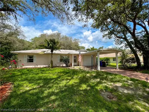 1907 N Berkley Rd, Avon Park, FL 33825