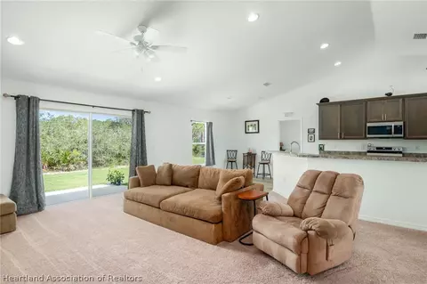 4850 San Ignacio Dr, Sebring, FL 33872 photo 3